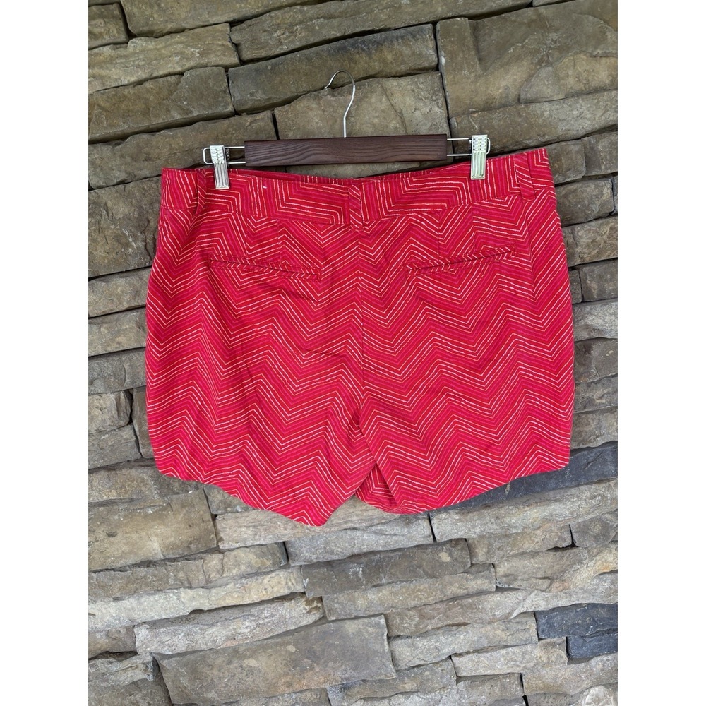 Ann‎ Taylor Loft Shorts Women Size 12 Red Pink Zig Zag Chevron Pockets - Picture 3 of 5